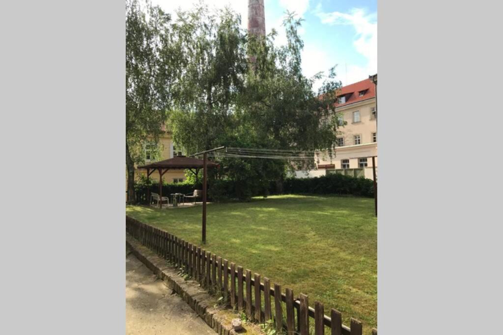 Rose Apartments / Romantic & Cozy / City Center Praag Buitenkant foto